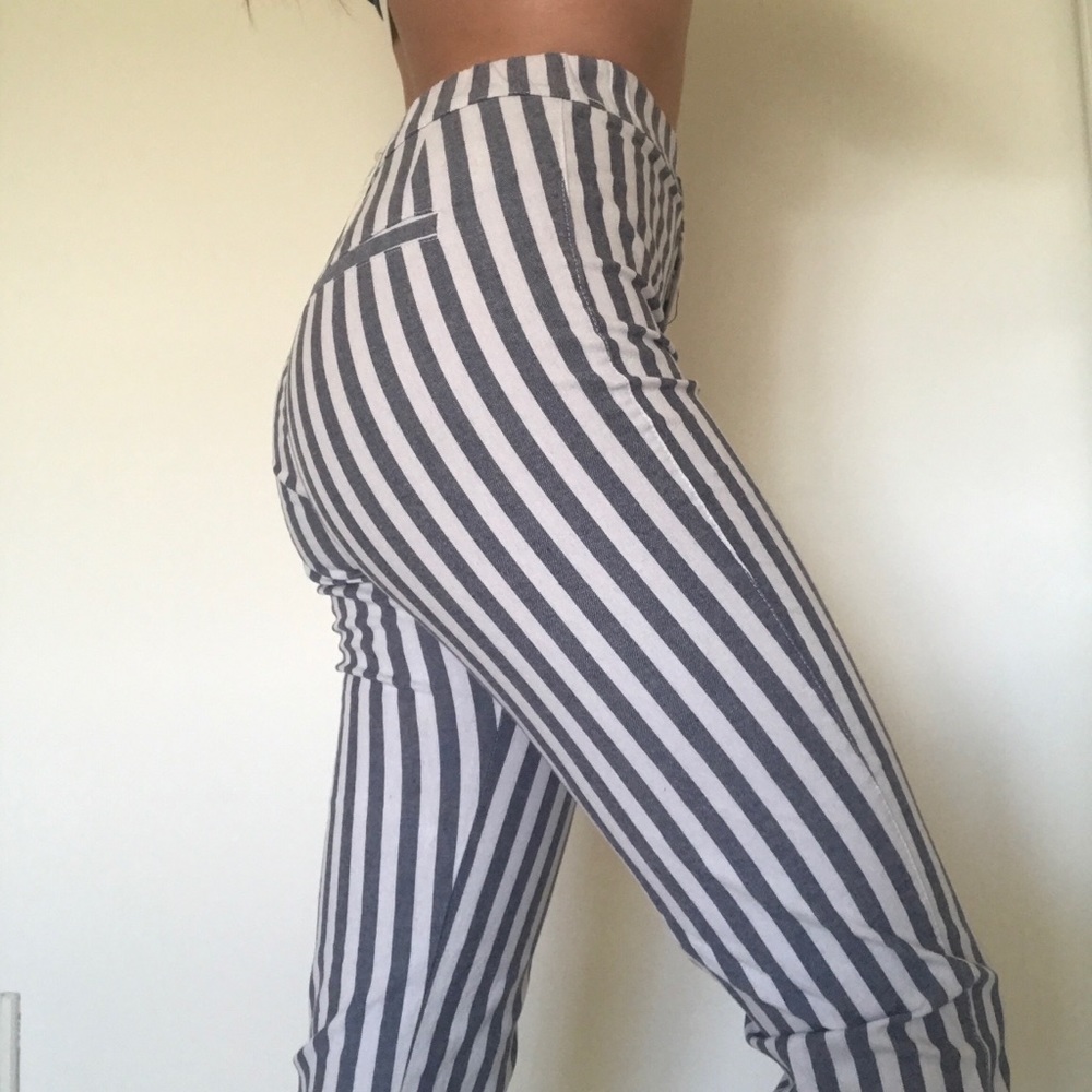 Brandy Melville white and grey striped pants